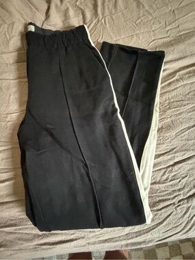 Everlane Black Sweatpants with White Side Stripe